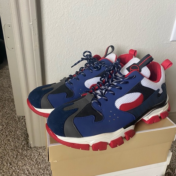 Javi Designer Sneakers - Picture 2 of 3